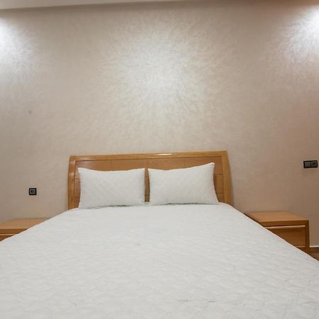 Adam'S Apartments,Self Checkin 6 Mins To Beach Downtown Fiber Optic Wifi Free Parking Same Rules As Hotels อกาดีร์ ภายนอก รูปภาพ