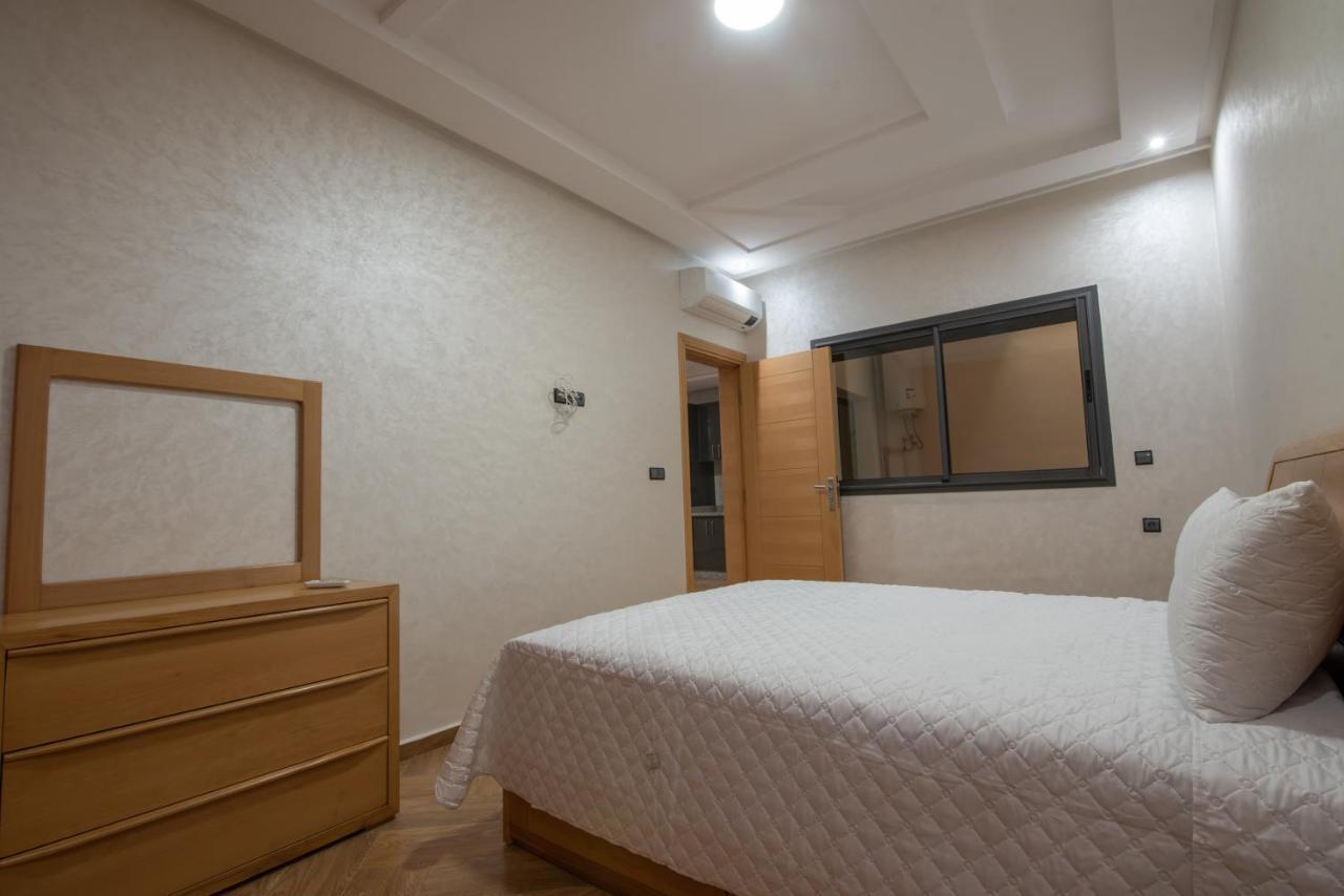 Adam'S Apartments,Self Checkin 6 Mins To Beach Downtown Fiber Optic Wifi Free Parking Same Rules As Hotels อกาดีร์ ภายนอก รูปภาพ